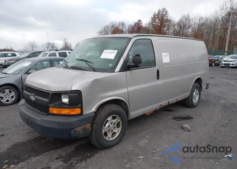 2006 Chevrolet Express Work Van из США, поврежденный, VIN 1GCFG15XX61152517